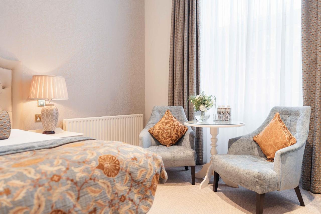 Premium Triple Room