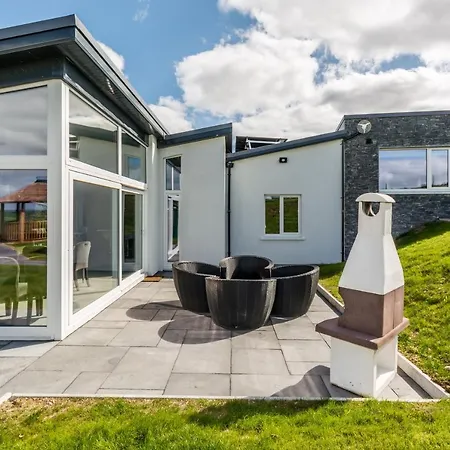 River Views,Kinsale, Hosted By Exquisite Holiday Homes, Sleeps 26-2