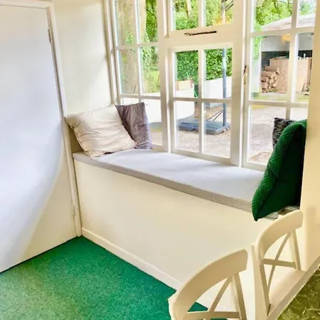 Two Bed Cottage In Cobh-3