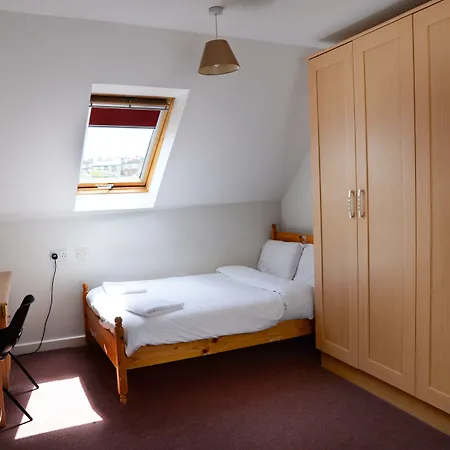 Blackmore Court-3