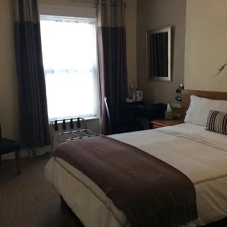 Kent House B&B-2
